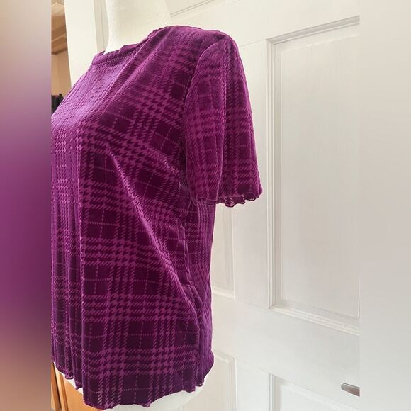 Nine West Purple Plaid Velvet Lettuce Hem Short Sleeve Blouse Small Burnout - Picture 5 of 11